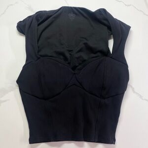 Alo Yoga Ribbed Sweetheart Short Sleeve Top